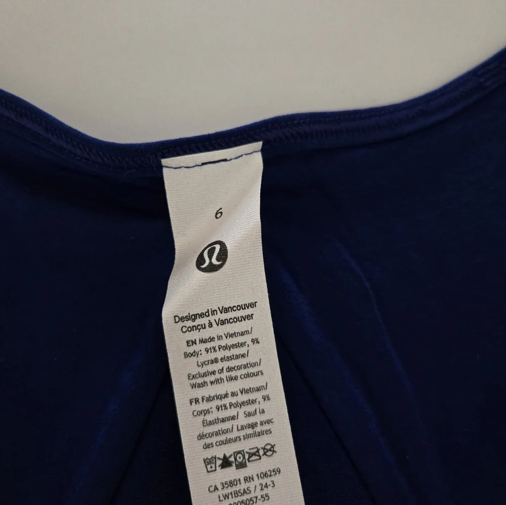 Lululemon Essential Tank - Pleated